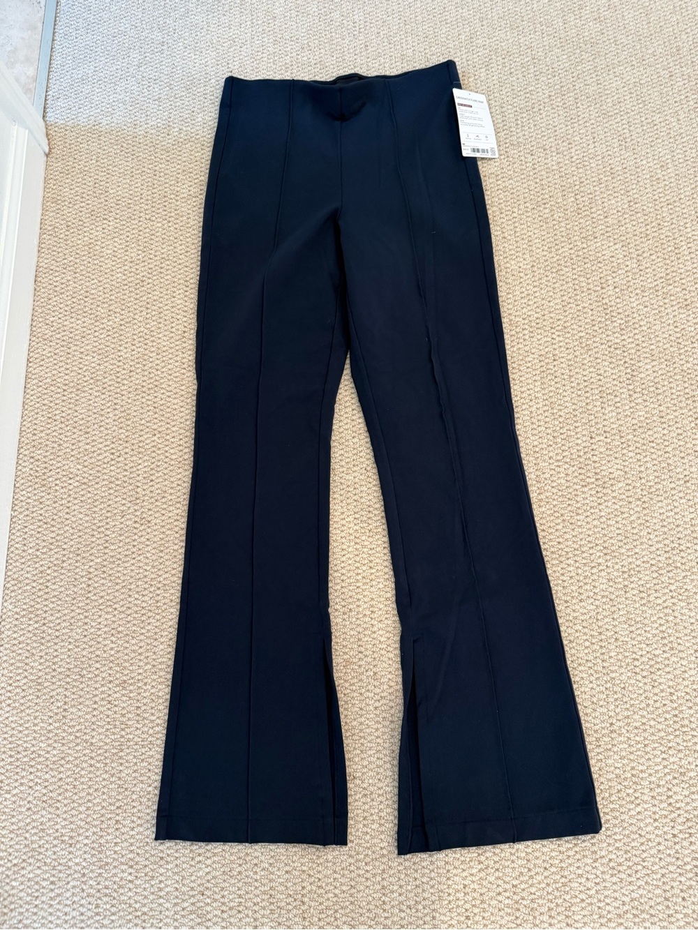 NWT Athleta Greenwich Flare Pant, NAVY SIZE Medium